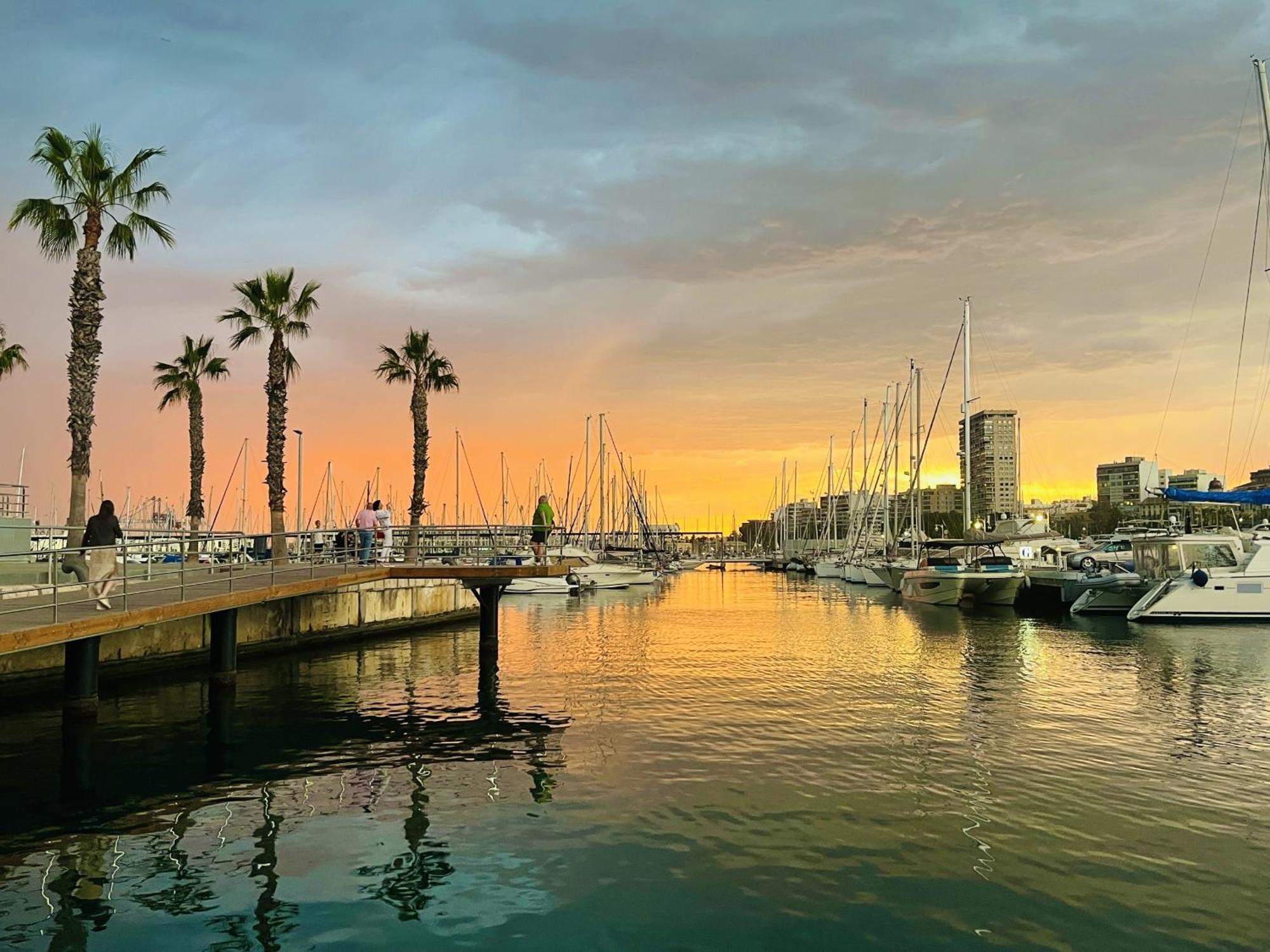 Santa Cruz Home By Gloove Alicante Bagian luar foto